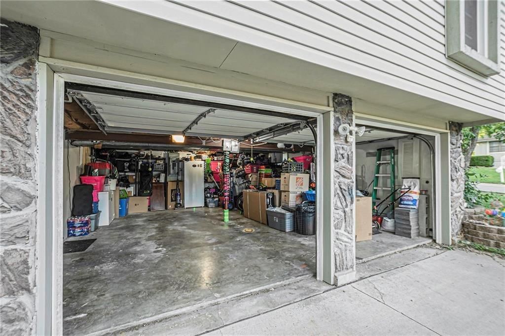 921 NE Locust Drive — photo 23