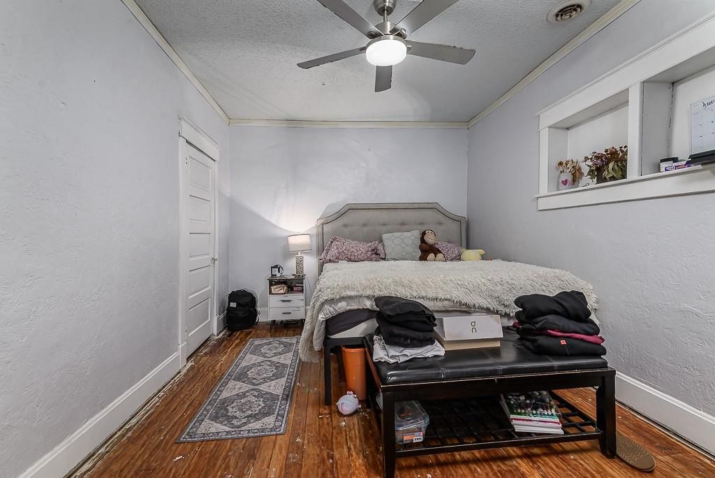 115 Oak Street — photo 10