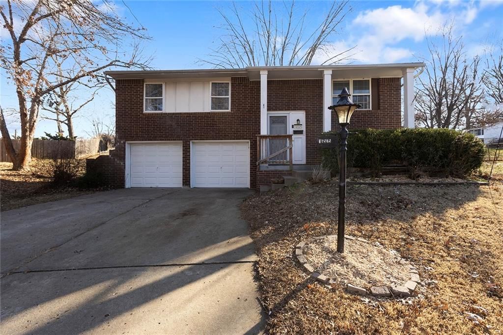16525 E 35th St Court S, Independence, MO