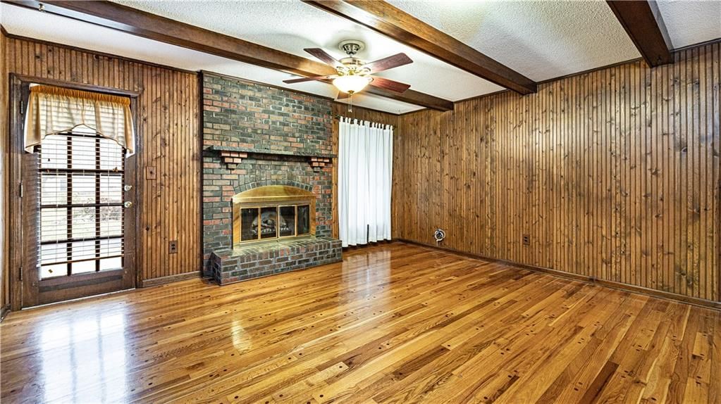 315 N Woodson Drive — photo 9