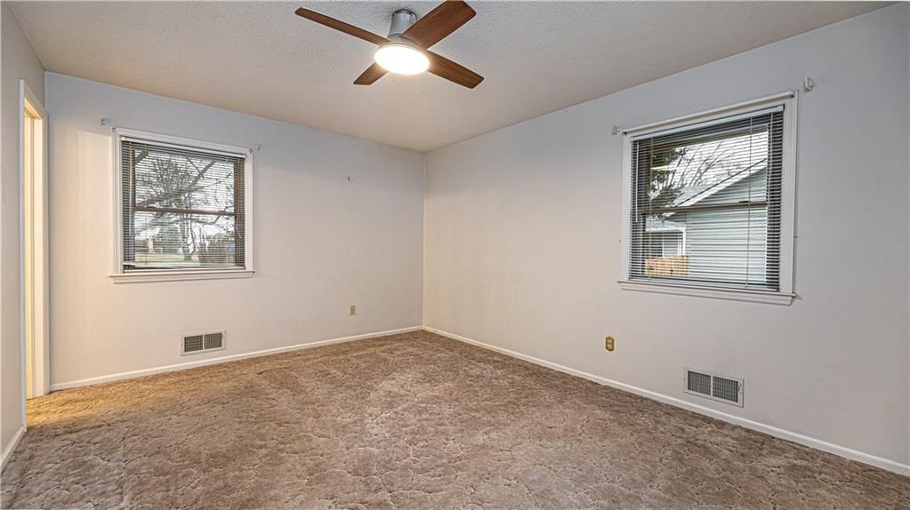 315 N Woodson Drive — photo 15