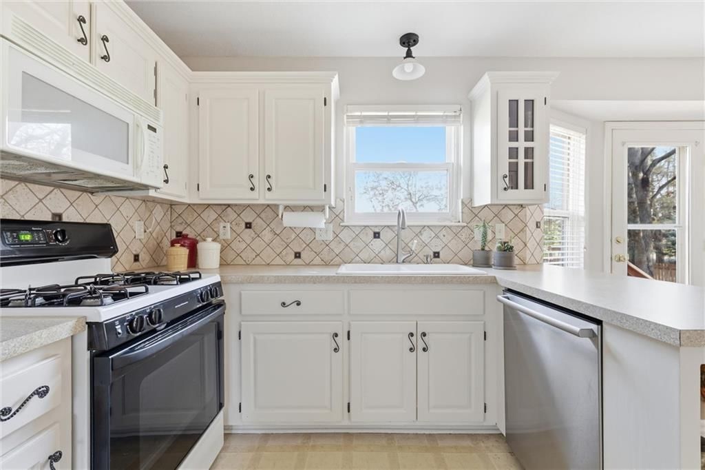 14799 S Alden Street — photo 9