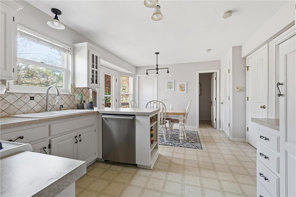 14799 S Alden Street — photo 10