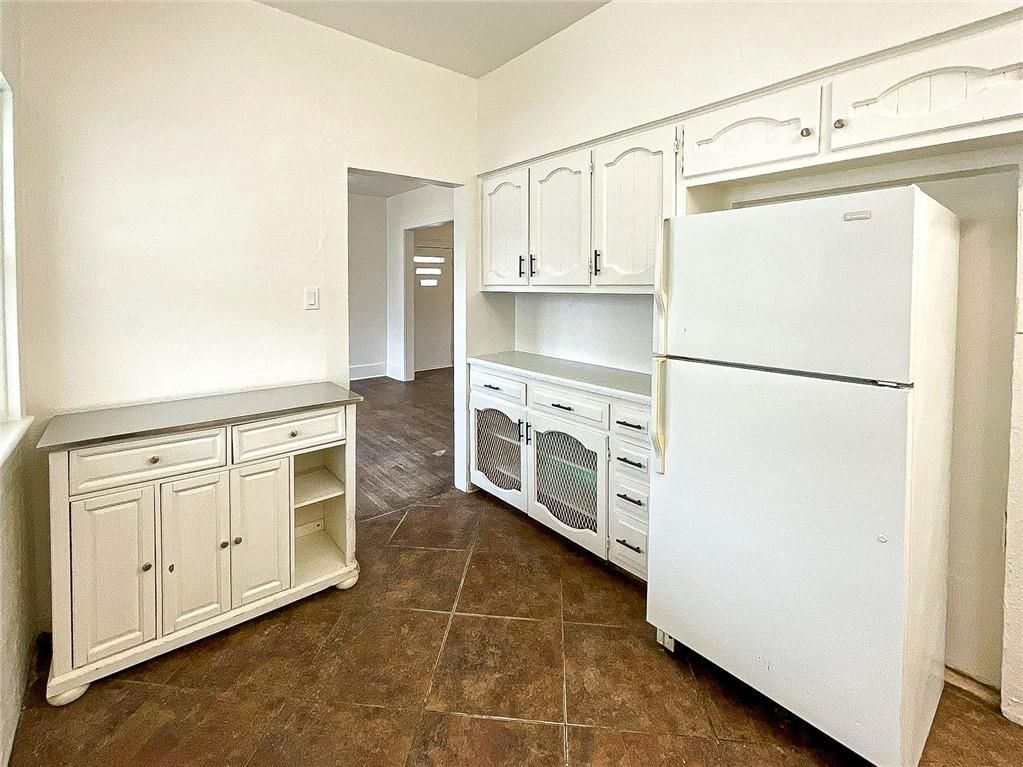 605 S Main Street — photo 13