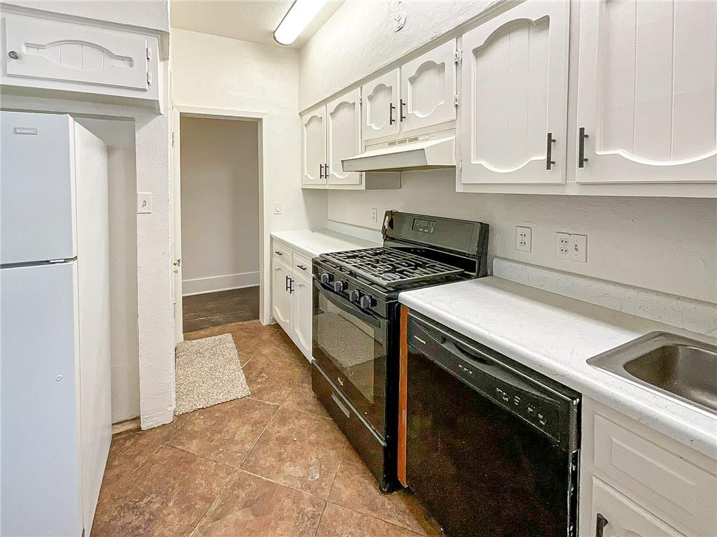 605 S Main Street — photo 14