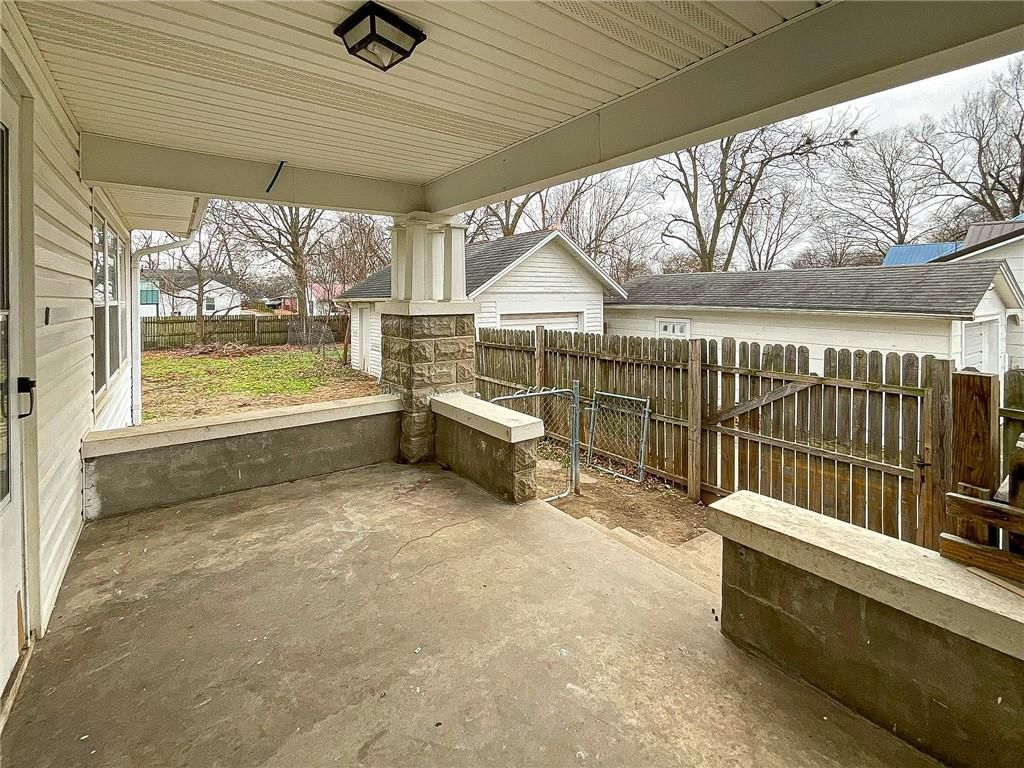 605 S Main Street — photo 25