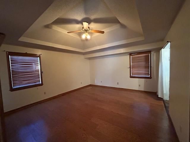 1049 SW TWIN CREEK Drive — photo 5