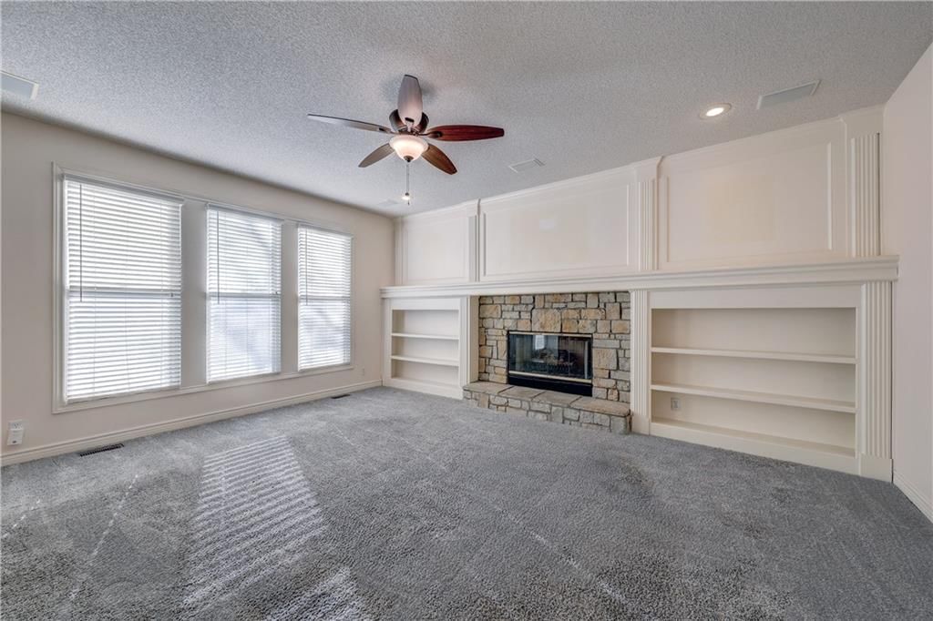 20809 W 102nd Street — photo 9