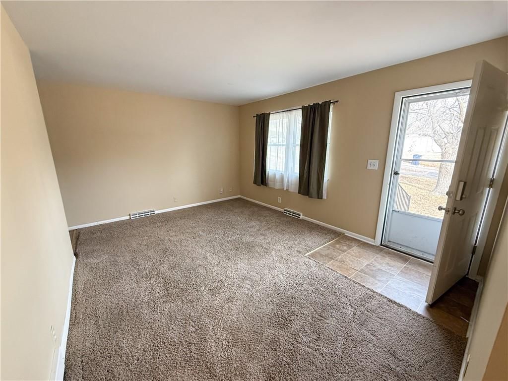 10708 Indiana Avenue — photo 6
