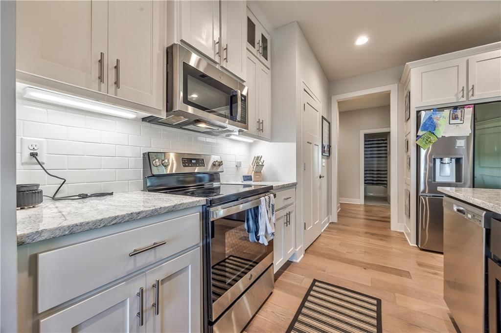 17761 Greeley Street — photo 11