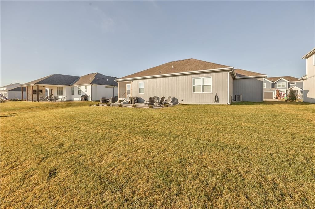17761 Greeley Street — photo 41