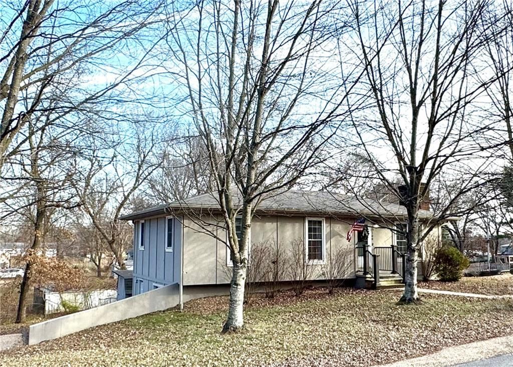 100 Elm Street — photo 2