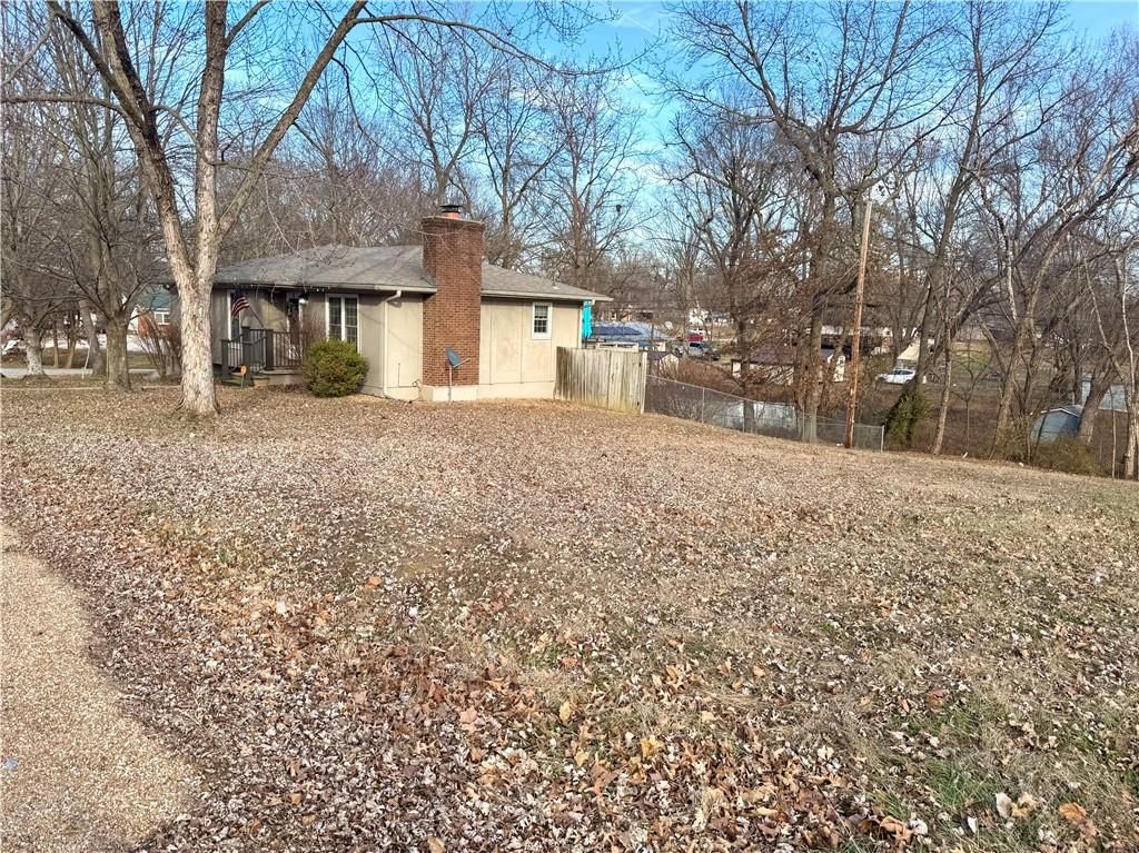 100 Elm Street — photo 3