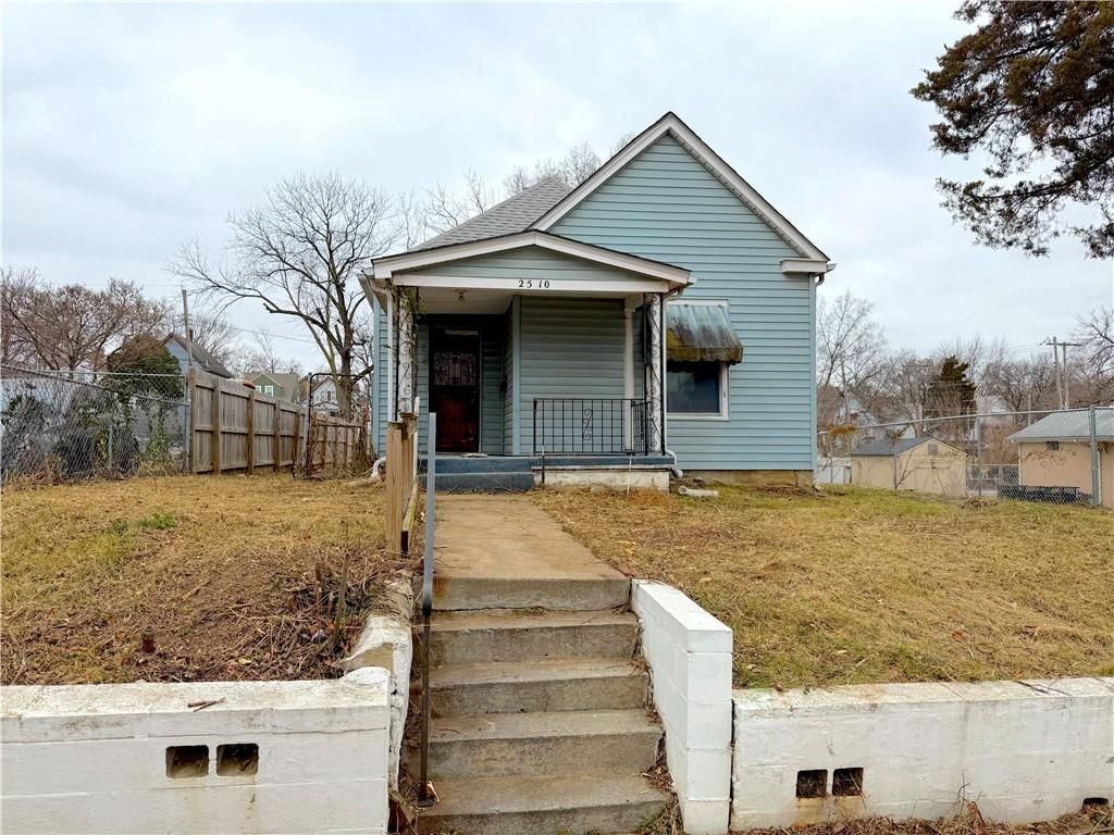 2510 Bellefontaine Avenue — photo 2