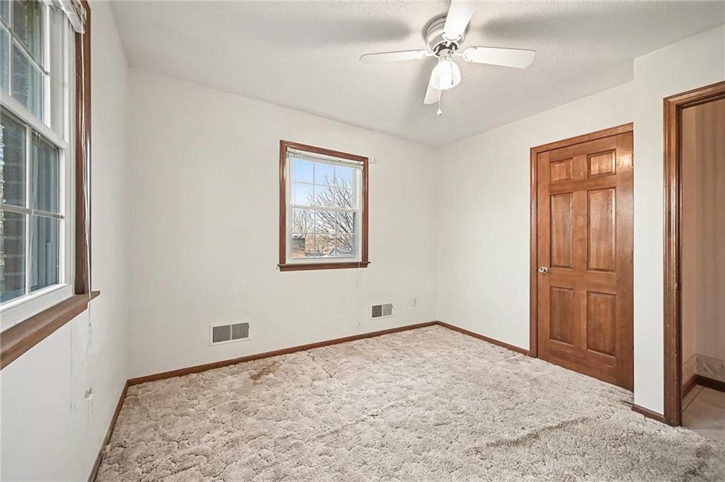 112 Helen Street — photo 15