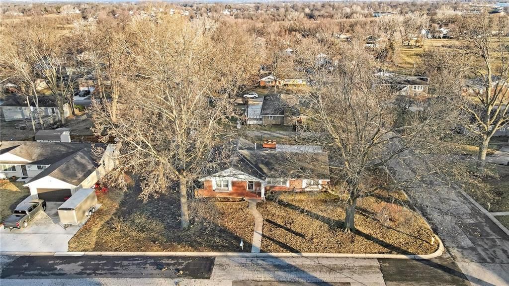 112 Helen Street — photo 26