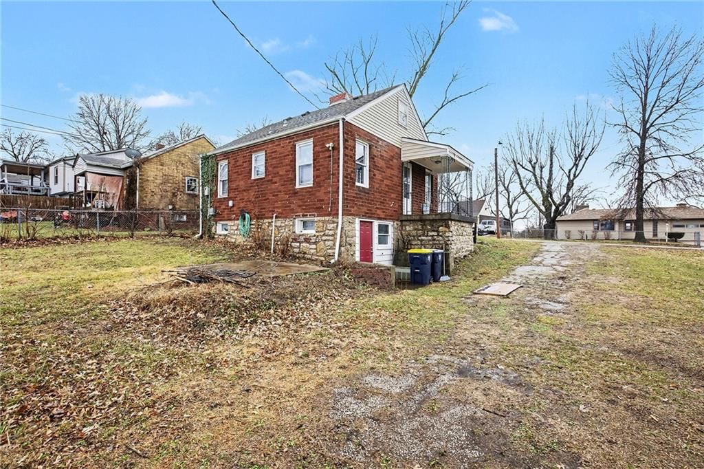 5131 N Lister Avenue — photo 26