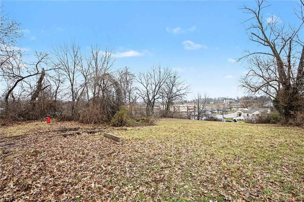 5131 N Lister Avenue — photo 27