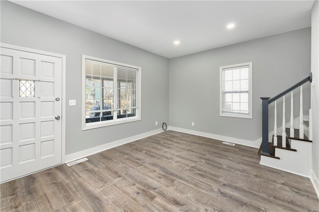 2717 N Allis Street — photo 3