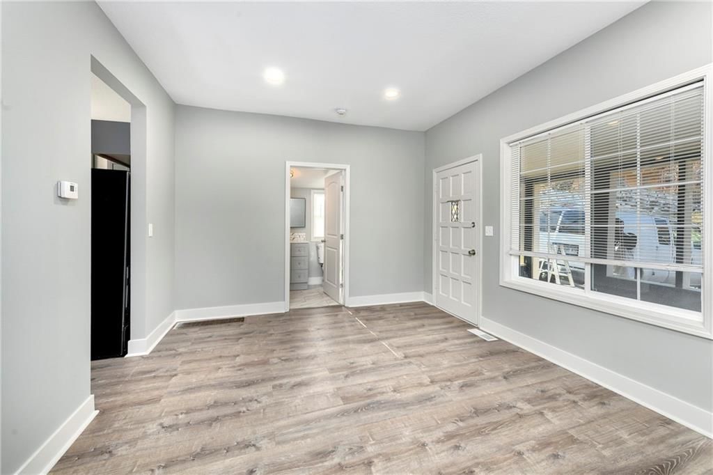 2717 N Allis Street — photo 4