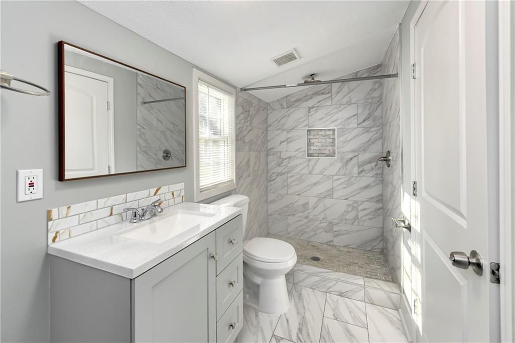 2717 N Allis Street — photo 5