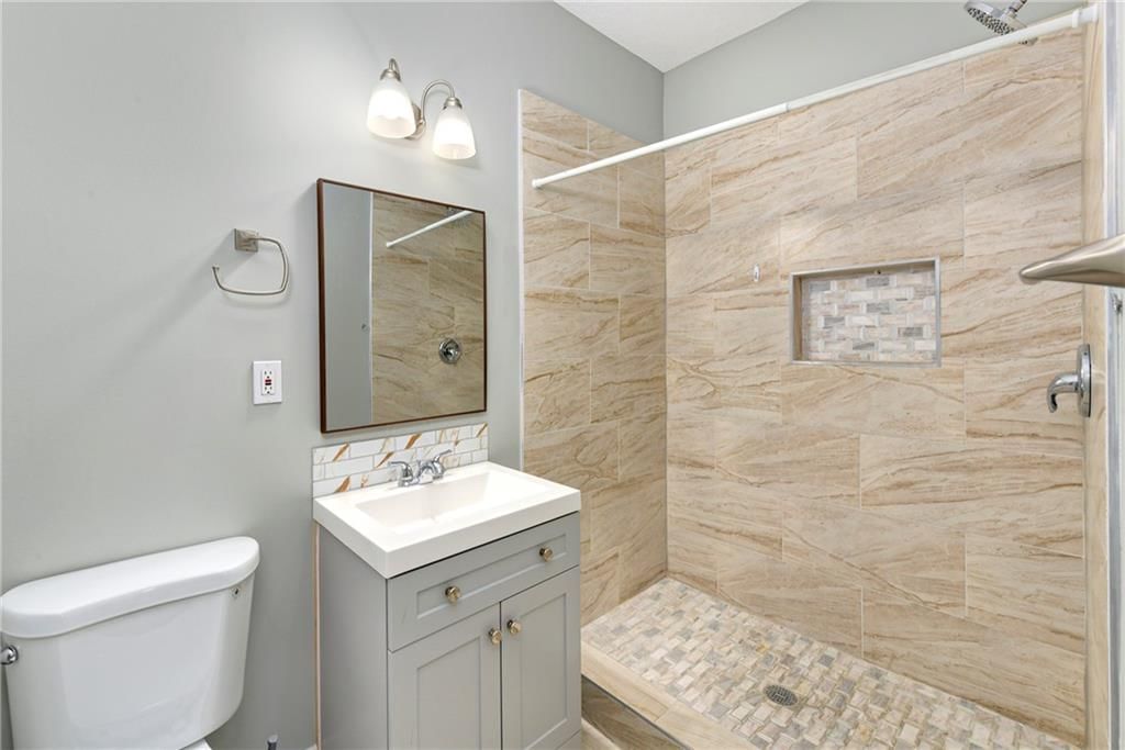 2717 N Allis Street — photo 12