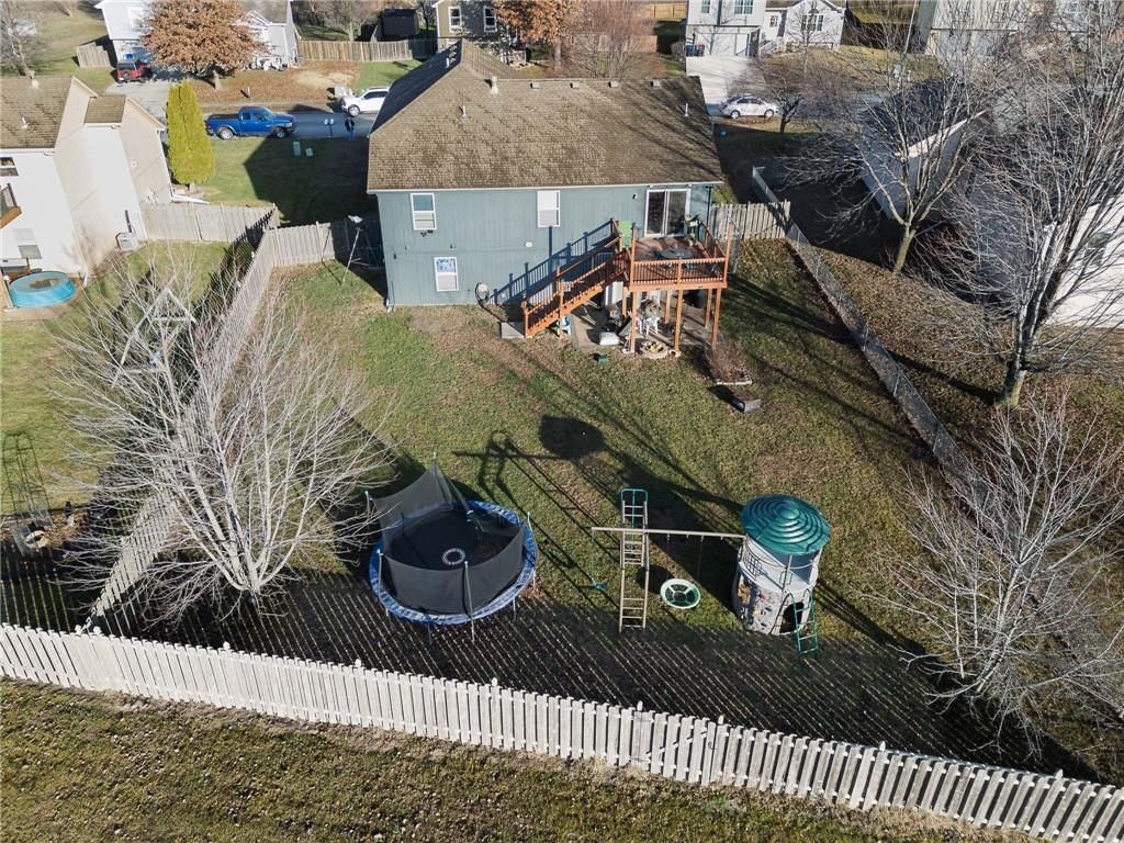 15609 Pebble Terrace — photo 2
