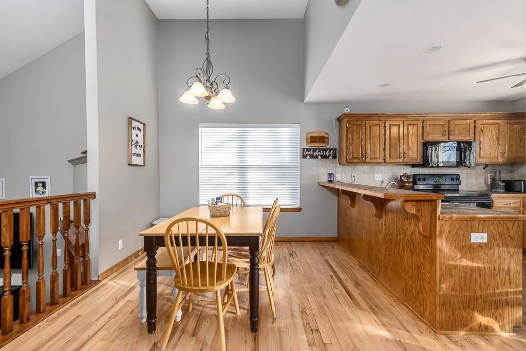 15609 Pebble Terrace — photo 7