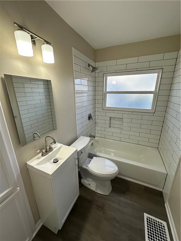 1215 S Pleasant Street — photo 9