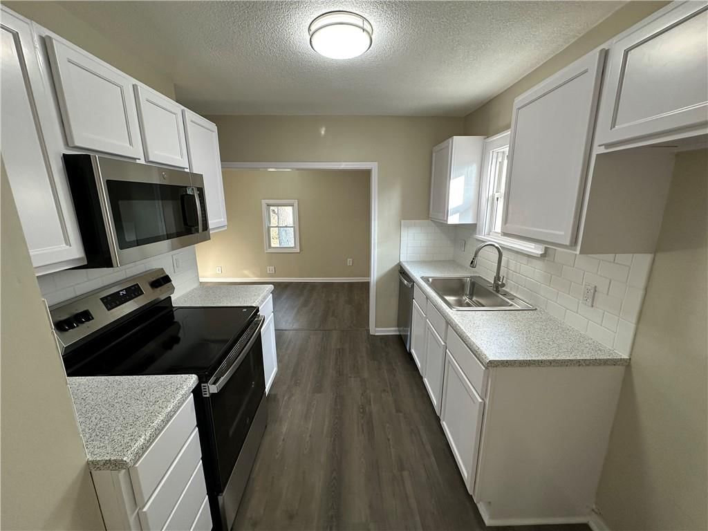 1215 S Pleasant Street — photo 12