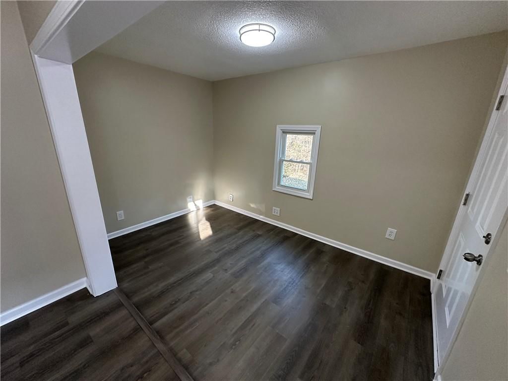 1215 S Pleasant Street — photo 15