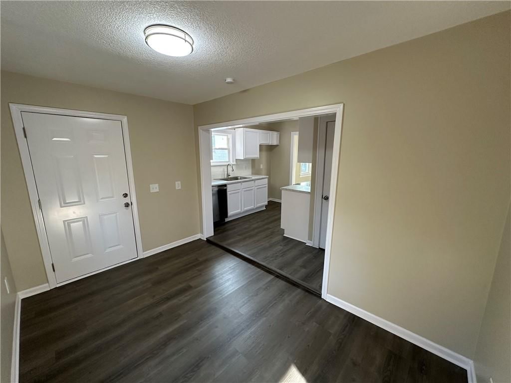 1215 S Pleasant Street — photo 16