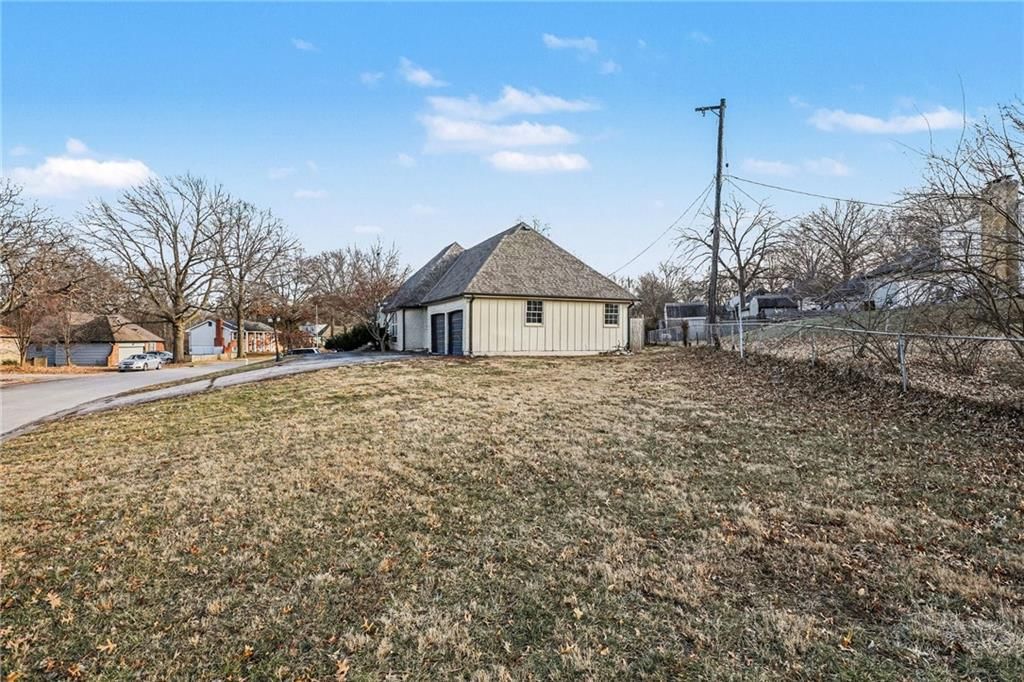 12414 Valley Brook Drive — photo 5
