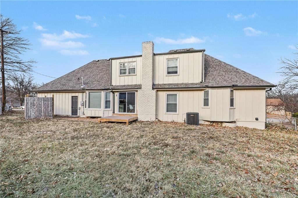 12414 Valley Brook Drive — photo 6