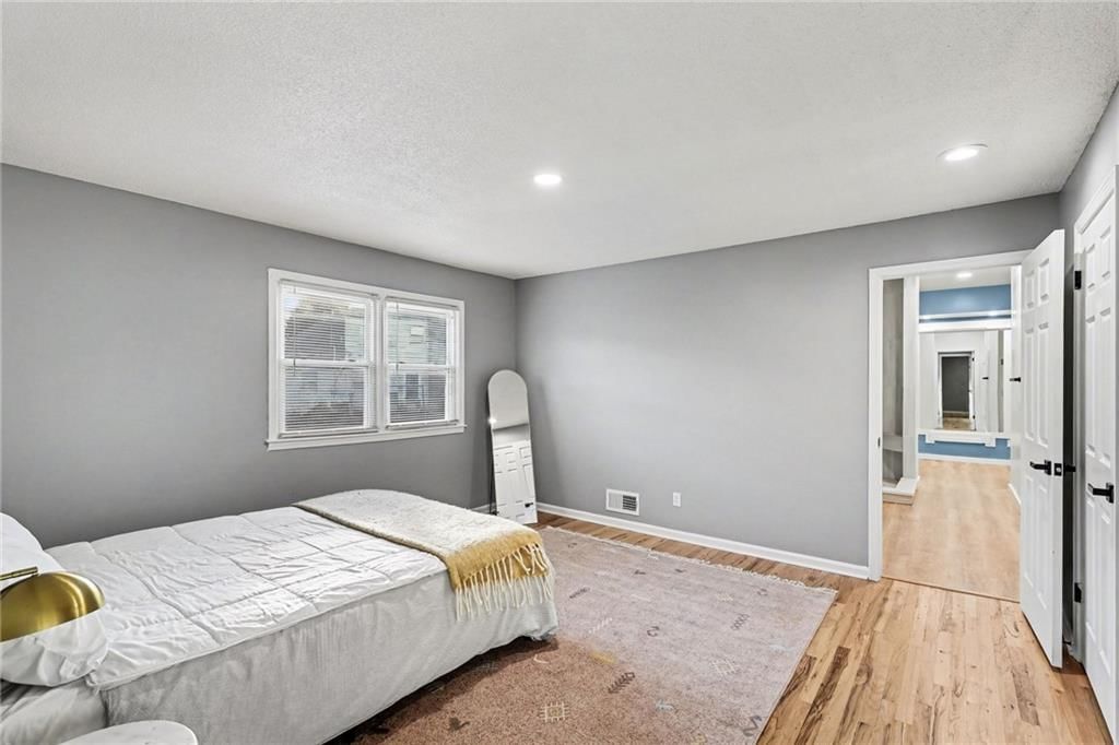 12414 Valley Brook Drive — photo 21