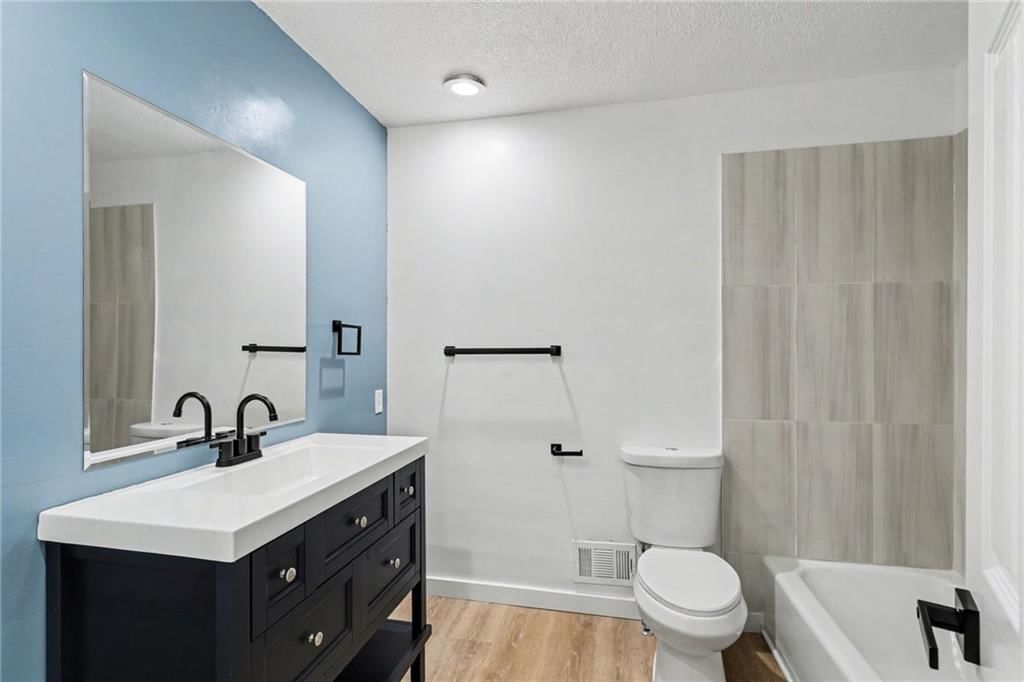 12414 Valley Brook Drive — photo 28