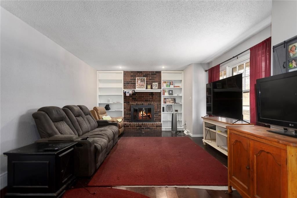 2706 Maple Avenue — photo 6