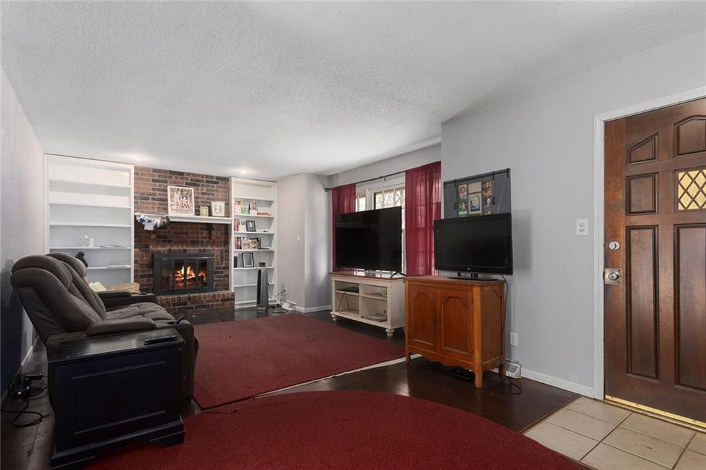 2706 Maple Avenue — photo 7