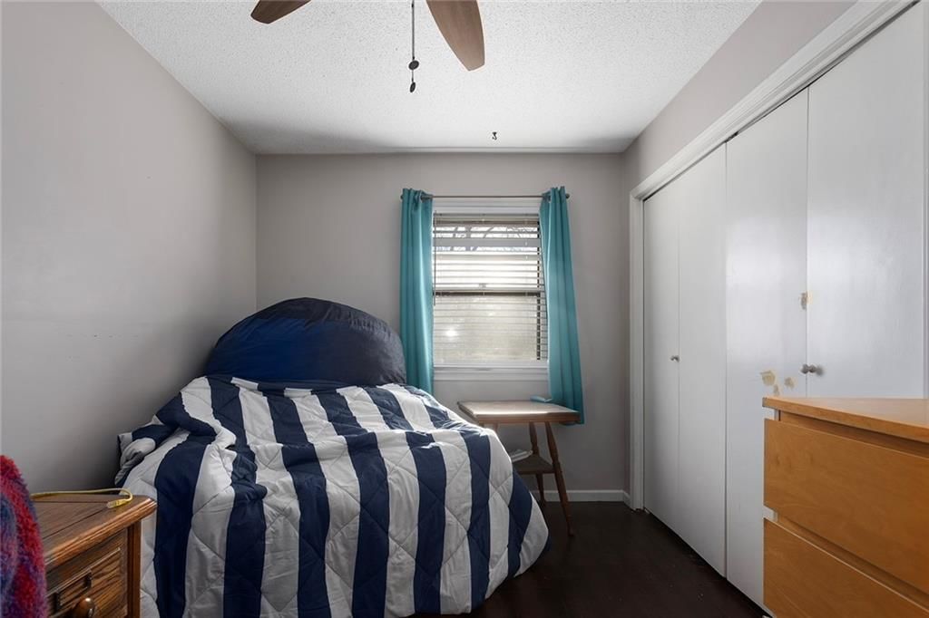 2706 Maple Avenue — photo 25