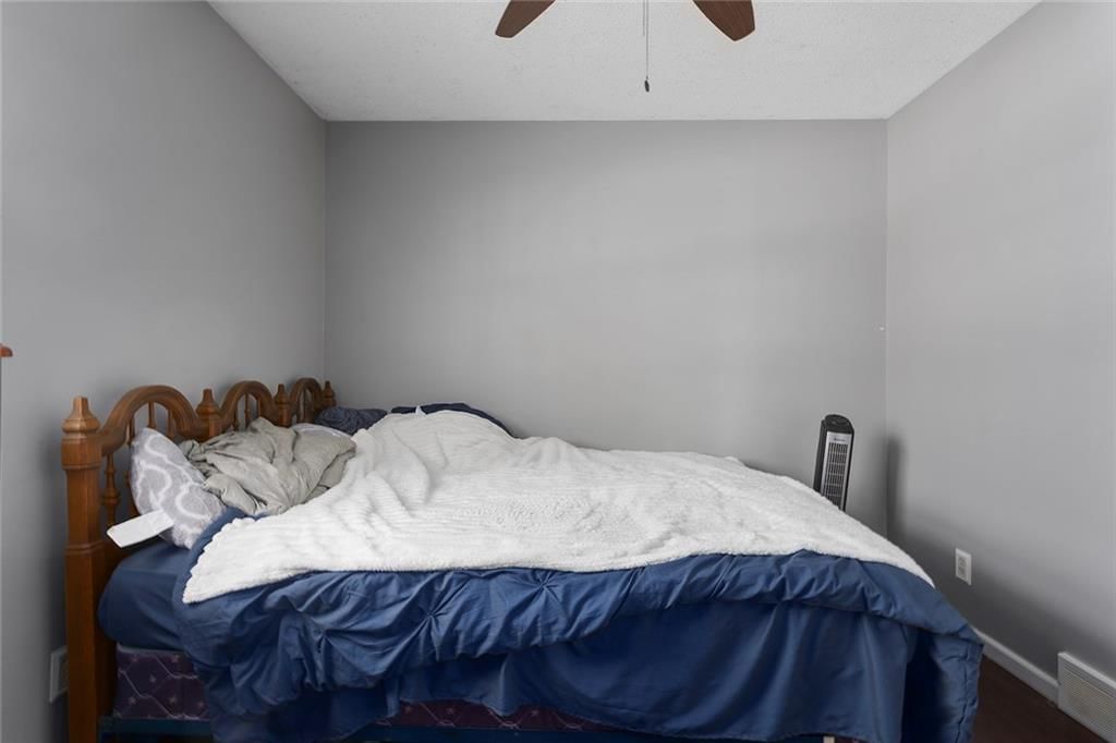 2706 Maple Avenue — photo 28