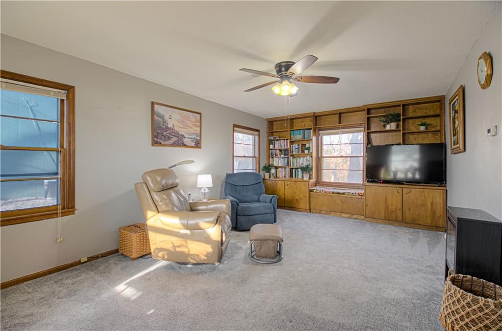 33500 Valleyview Street — photo 5