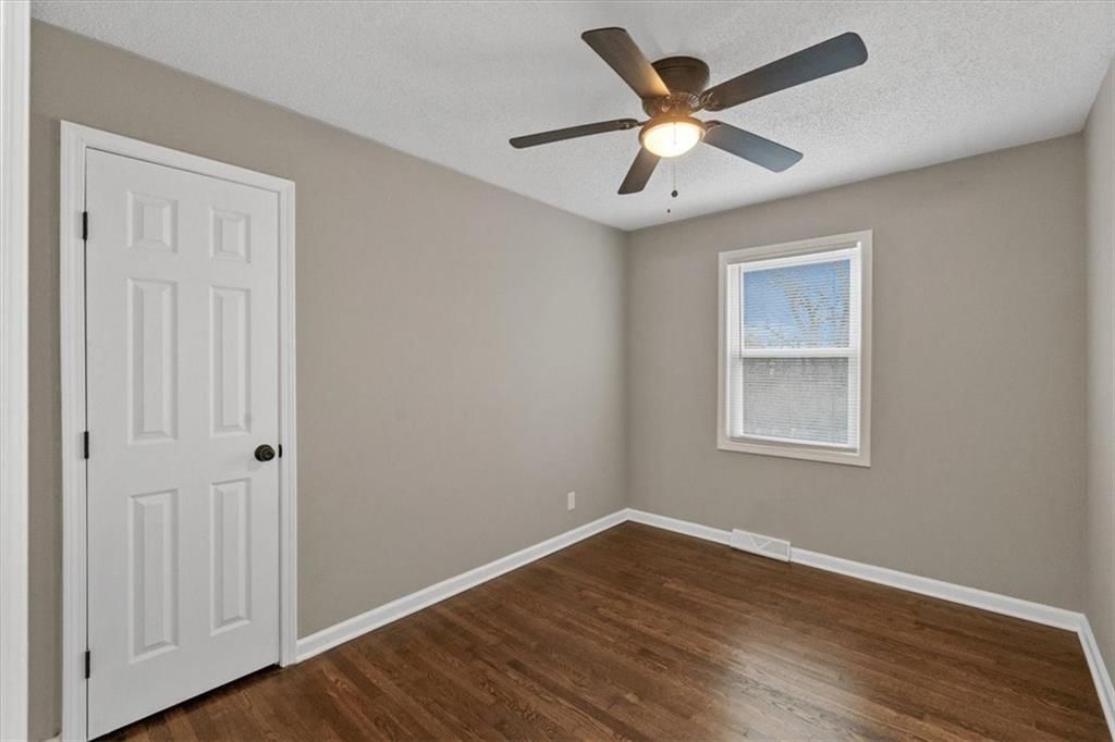 7337 College Avenue — photo 7
