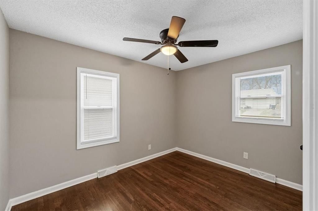 7337 College Avenue — photo 10