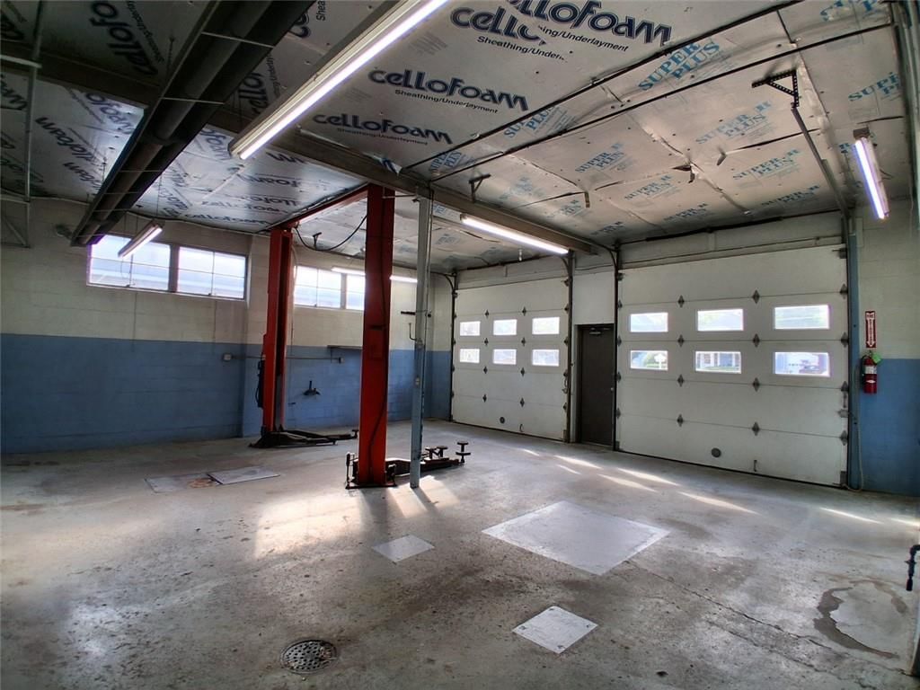 512 W 4th Street — photo 22