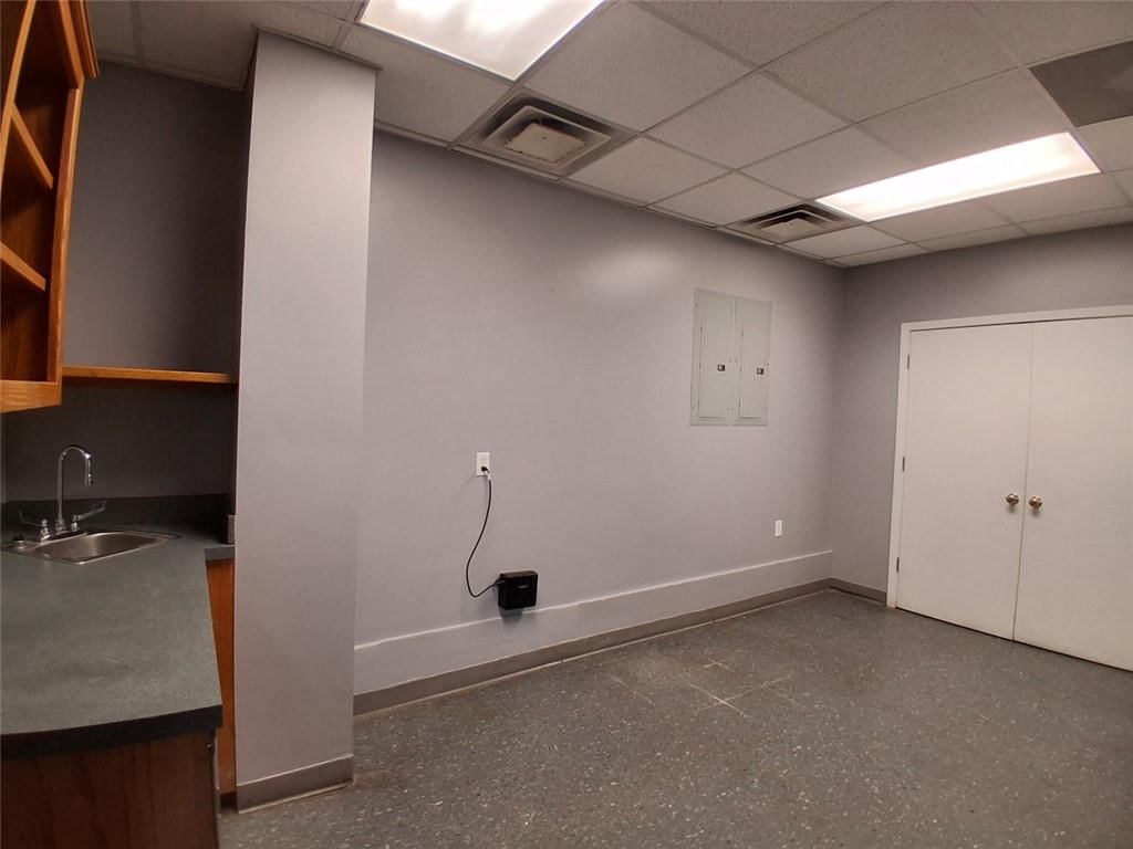 512 W 4th Street — photo 26