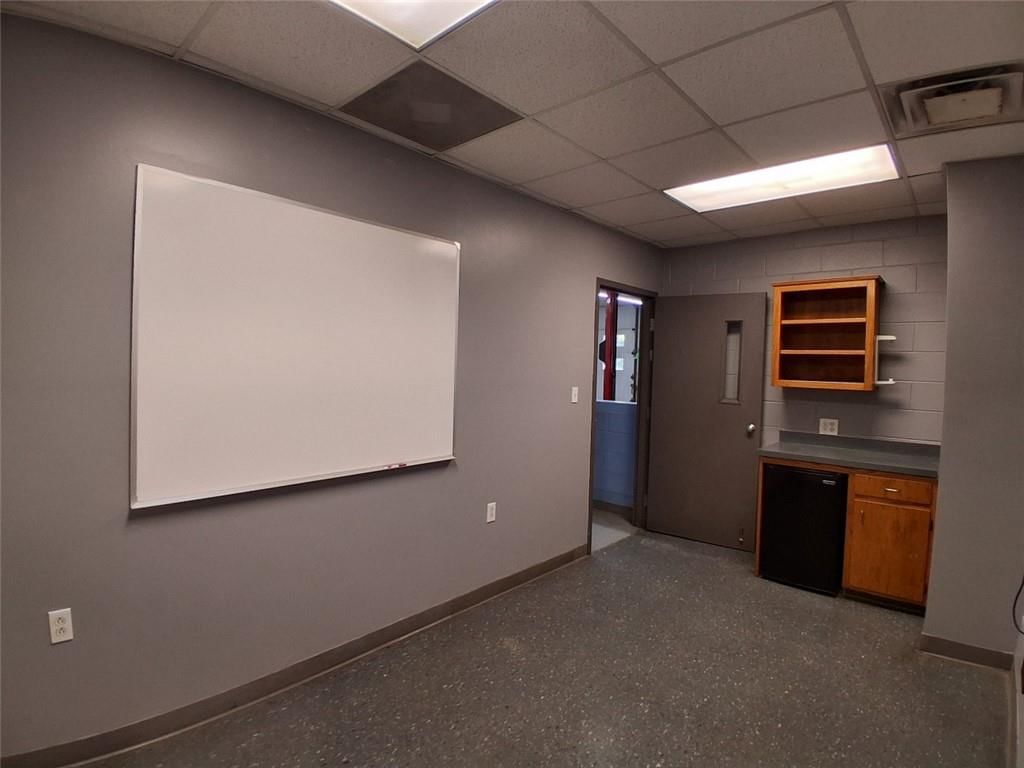 512 W 4th Street — photo 27