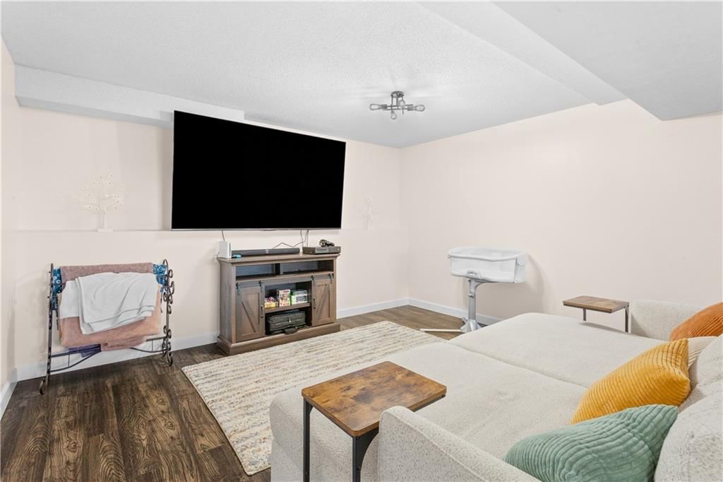 521 SW Lakeview Drive — photo 27