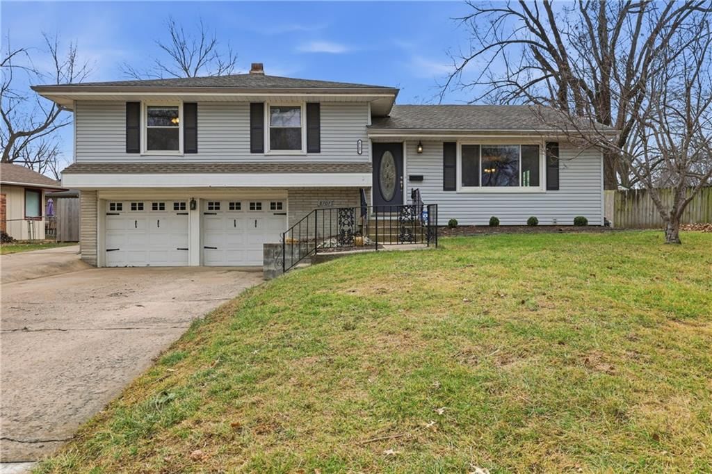 8707 E 85th Street, Raytown, MO