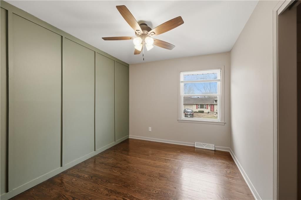 8707 E 85th Street — photo 15