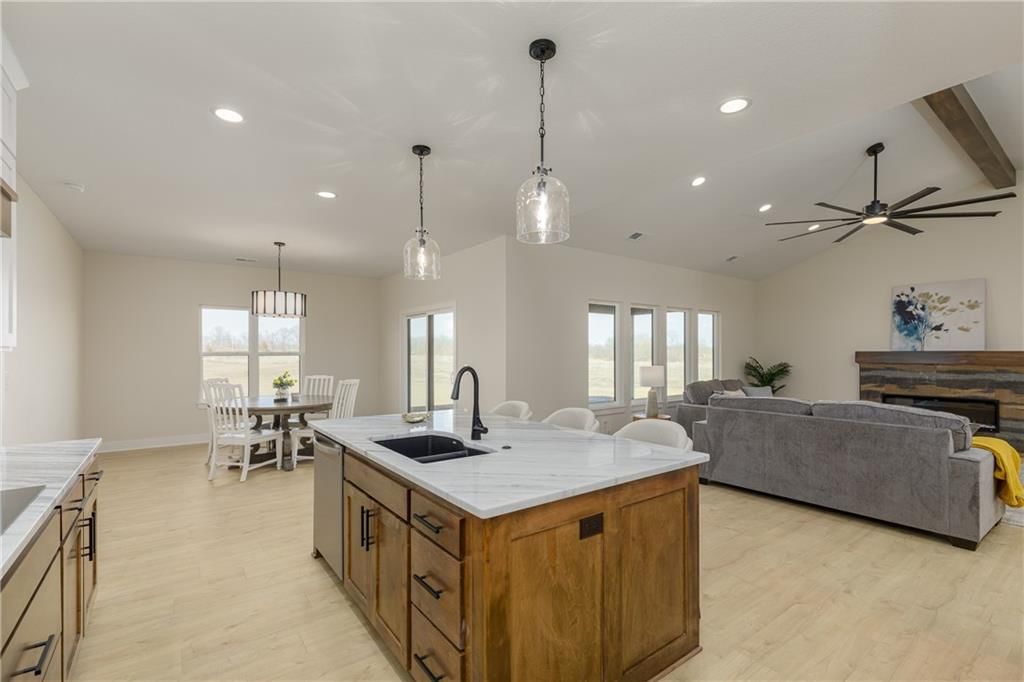 1155 SW 58 Highway — photo 11